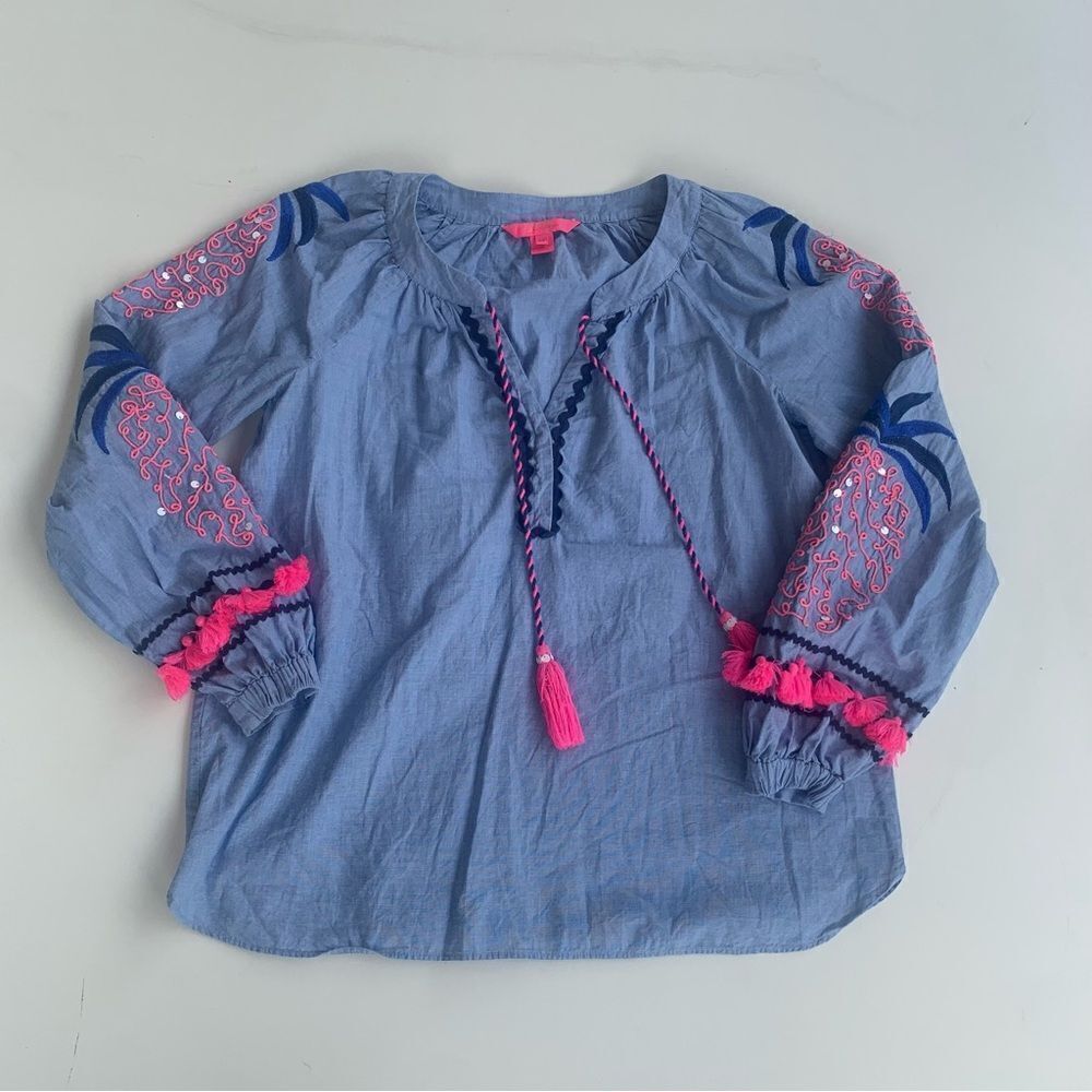 Lilly Pulitzer Blouse XS Keela Chambray Peasant Embroidered Tassel Tie V-Neck